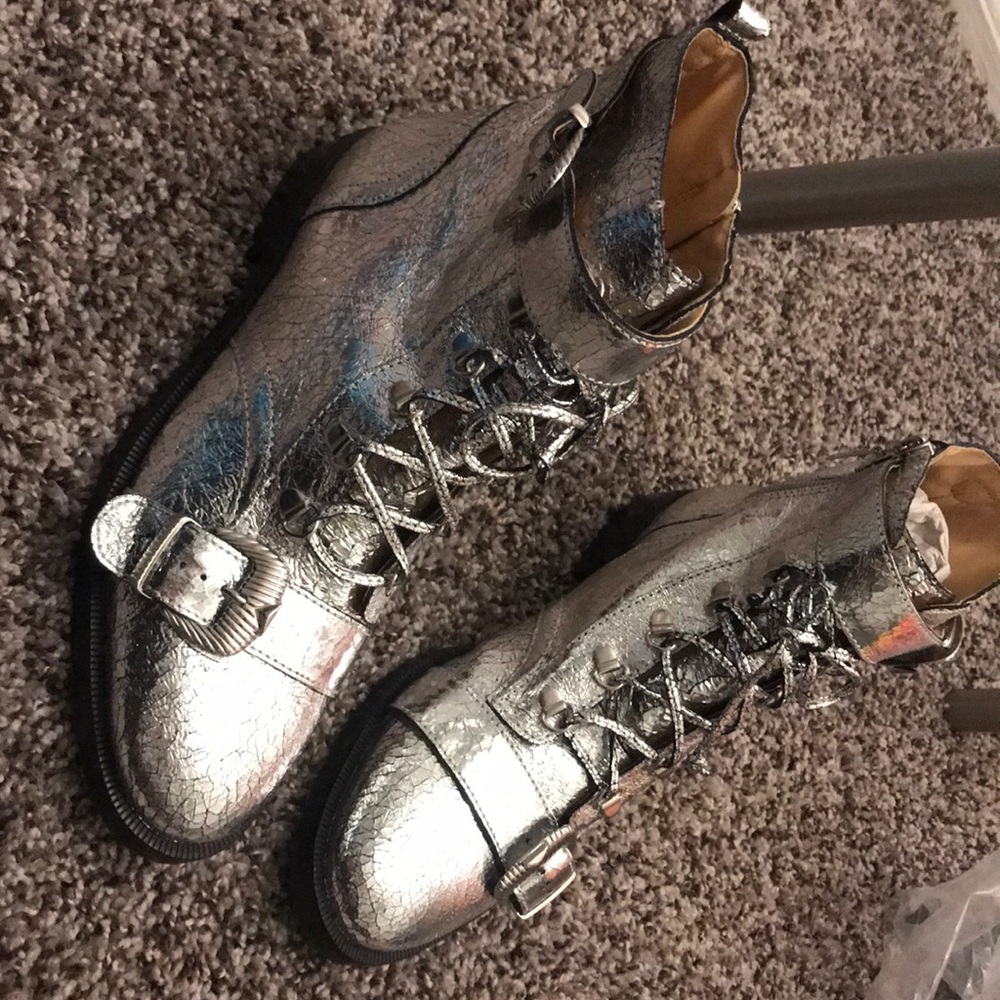 Ankle boots